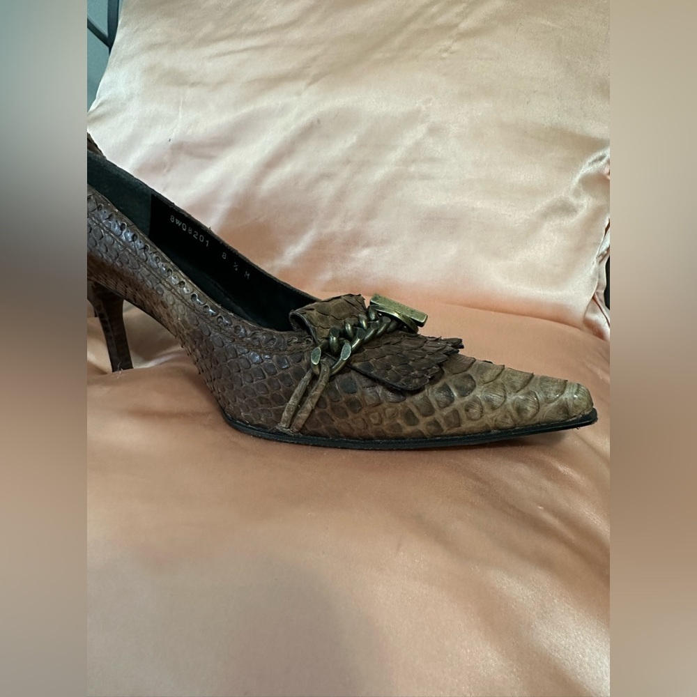 Stuart Weitzman Snake Print Heels - Picture 14 of 16